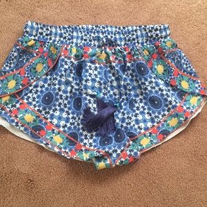 Patterned indigo Flowy shorts
